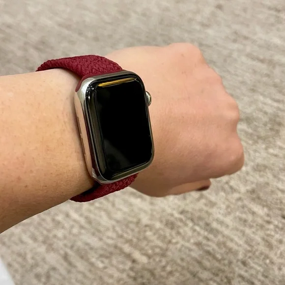 Solo Loop for Apple Watch, Burgundy - Picture 2 of 5